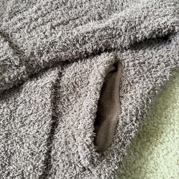 Fuzzy Cardigan - Picture 4 of 6